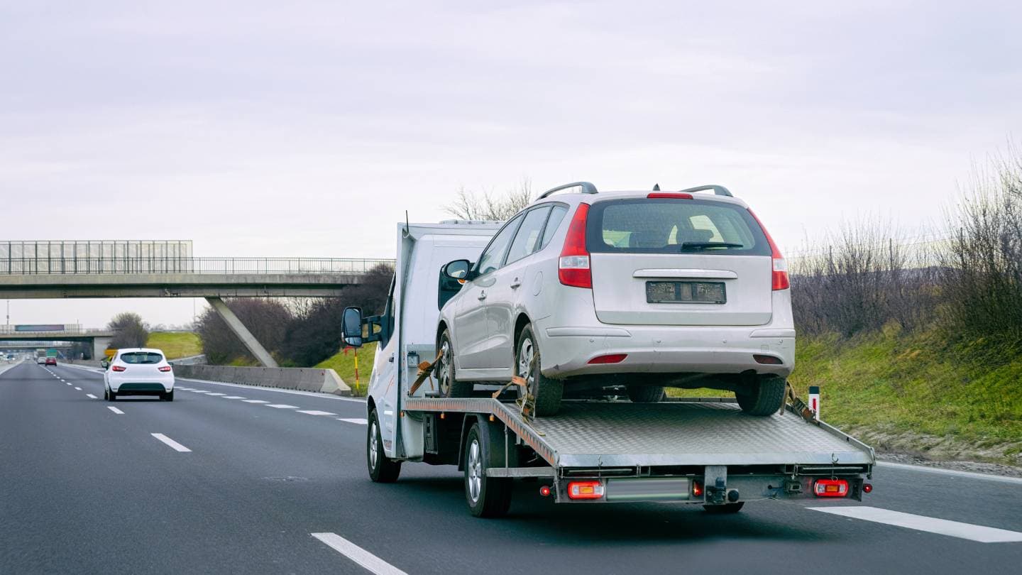 what are the things to make sure before hiring a car removal service 1