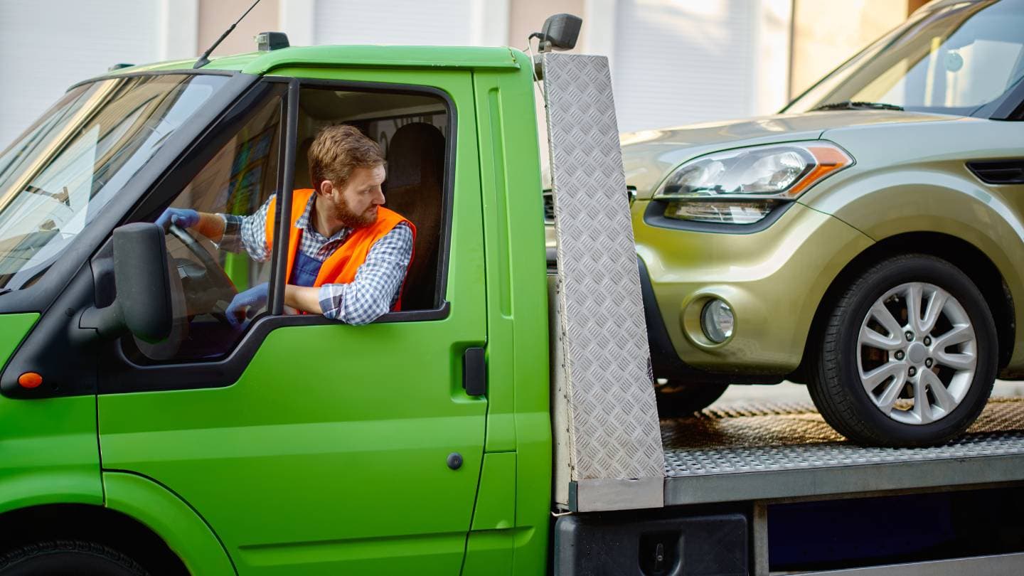 what are the things to make sure before hiring a car removal service 2